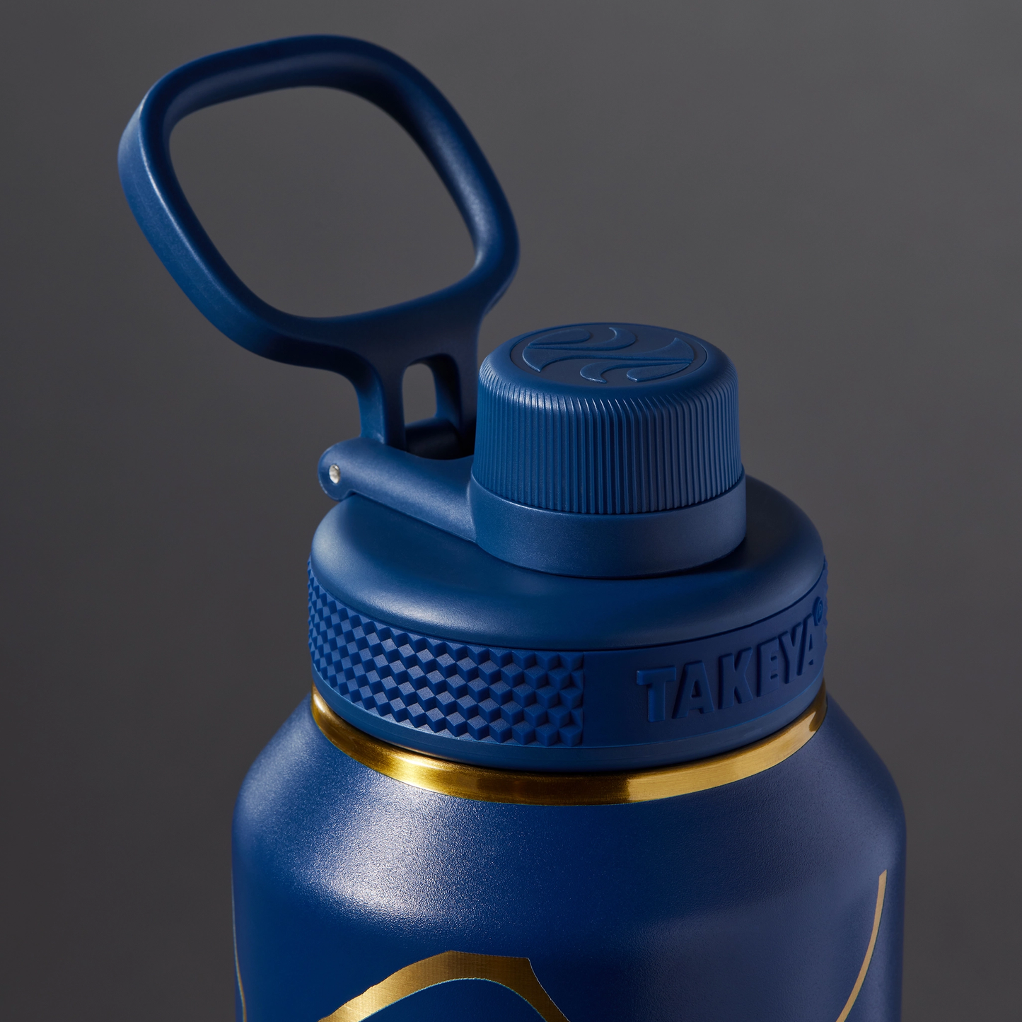 kintsugi-water-bottle-with-spout-lid-q1 51390-TK_HO25_Kintsugi_Takeya9266.png