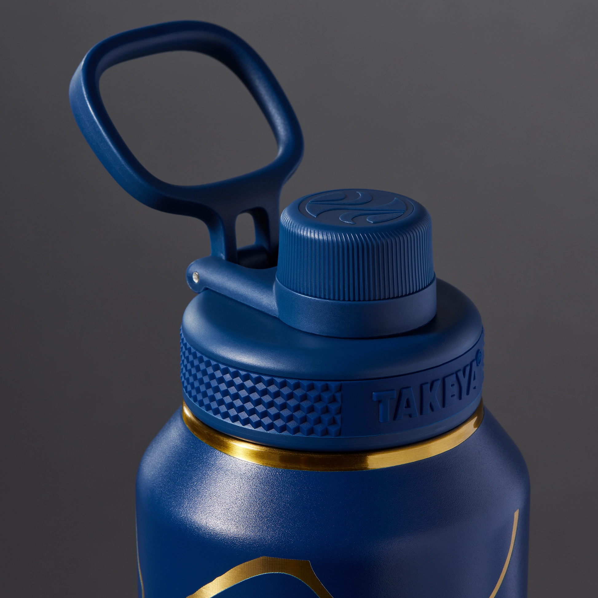 kintsugi-water-bottle-with-spout-lid-q1 51390-TK_HO25_Kintsugi_Takeya9266.png