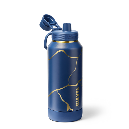 kintsugi-water-bottle-with-spout-lid-q1 TKS_SP25_SptBtl_GoldMarine_32oz_51390_v2_sRGB_SHD.png